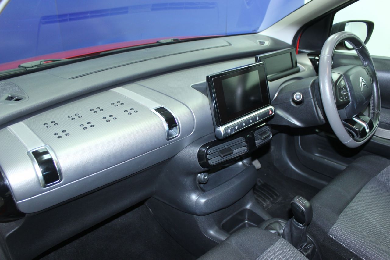 15 Citroen C4 Cactus Bluehdi Feel 7 999