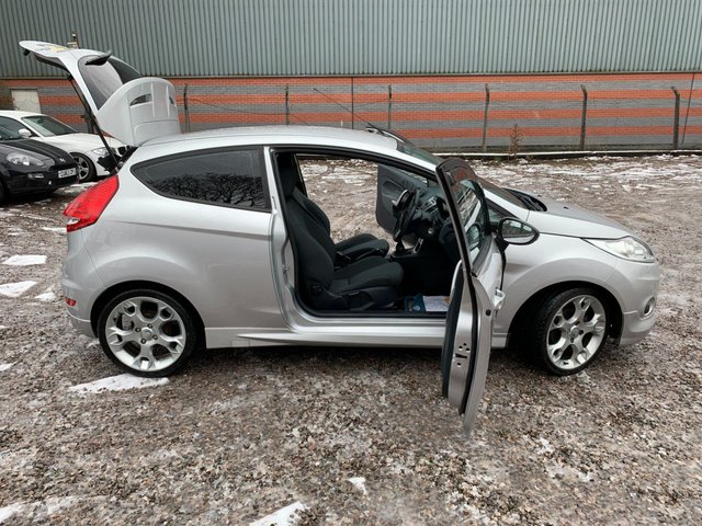View our FORD FIESTA