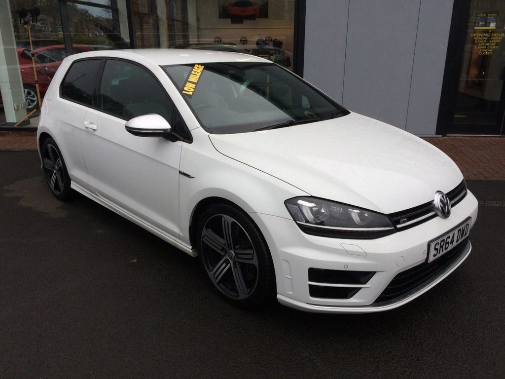 View our VOLKSWAGEN GOLF