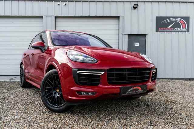 2016 T Porsche Cayenne 3.6 V6 GTS TIPTRONIC 5d 440 BHP
