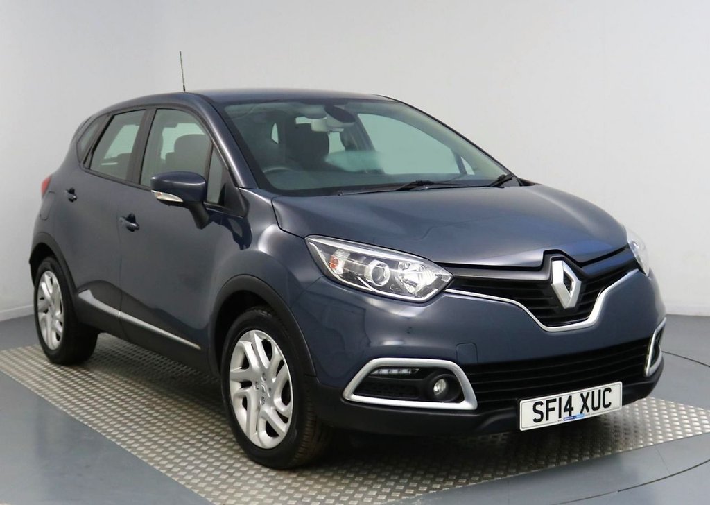 View our RENAULT CAPTUR