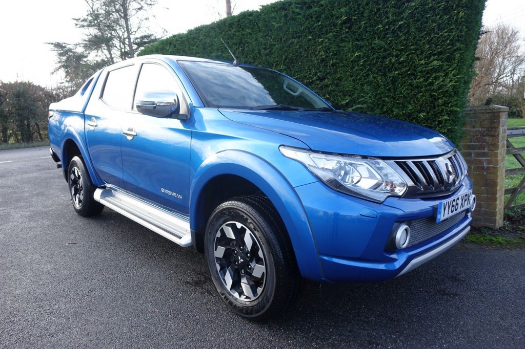 View our MITSUBISHI L200
