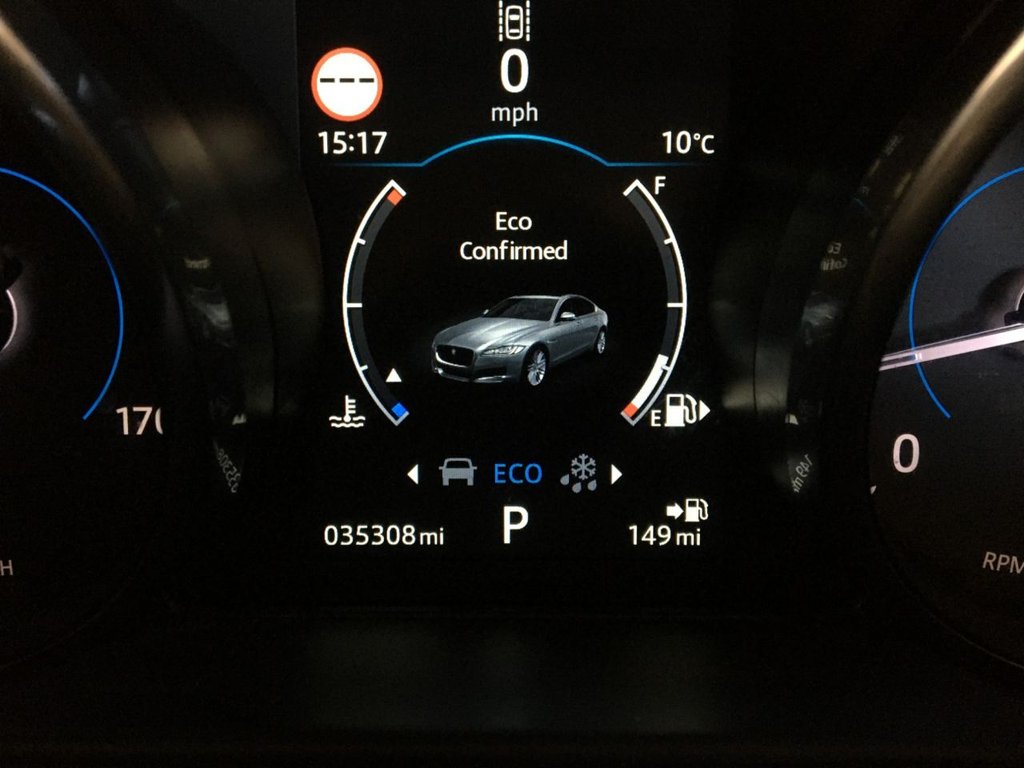 USED 2016 66 JAGUAR XF 2.0 PRESTIGE 4d 177 BHP FINANCE AVAILABLE