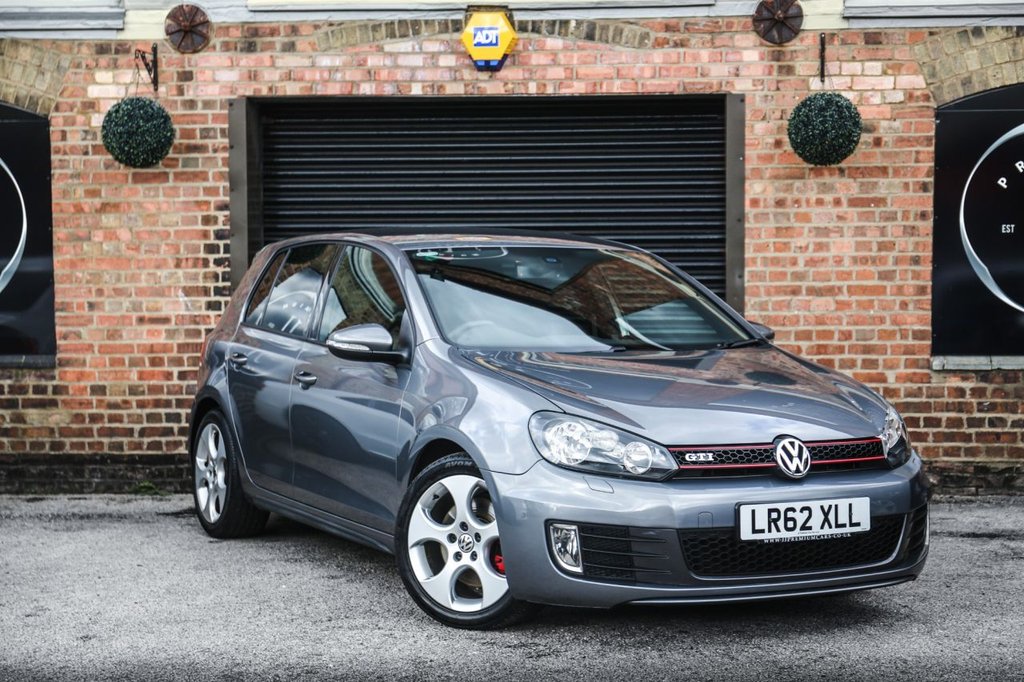 View our VOLKSWAGEN GOLF