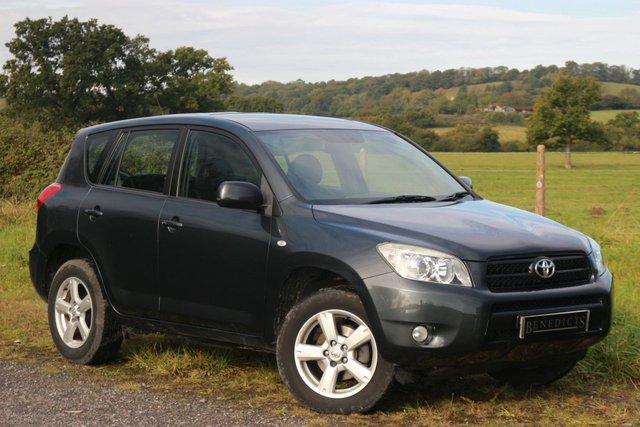 2006 56 Toyota Rav4 2.0 XT5 VVT-I 5d 151 BHP