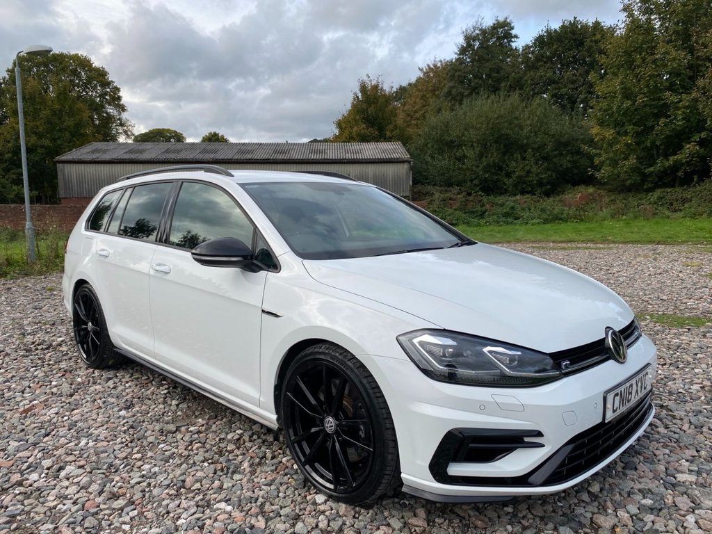 View our VOLKSWAGEN GOLF