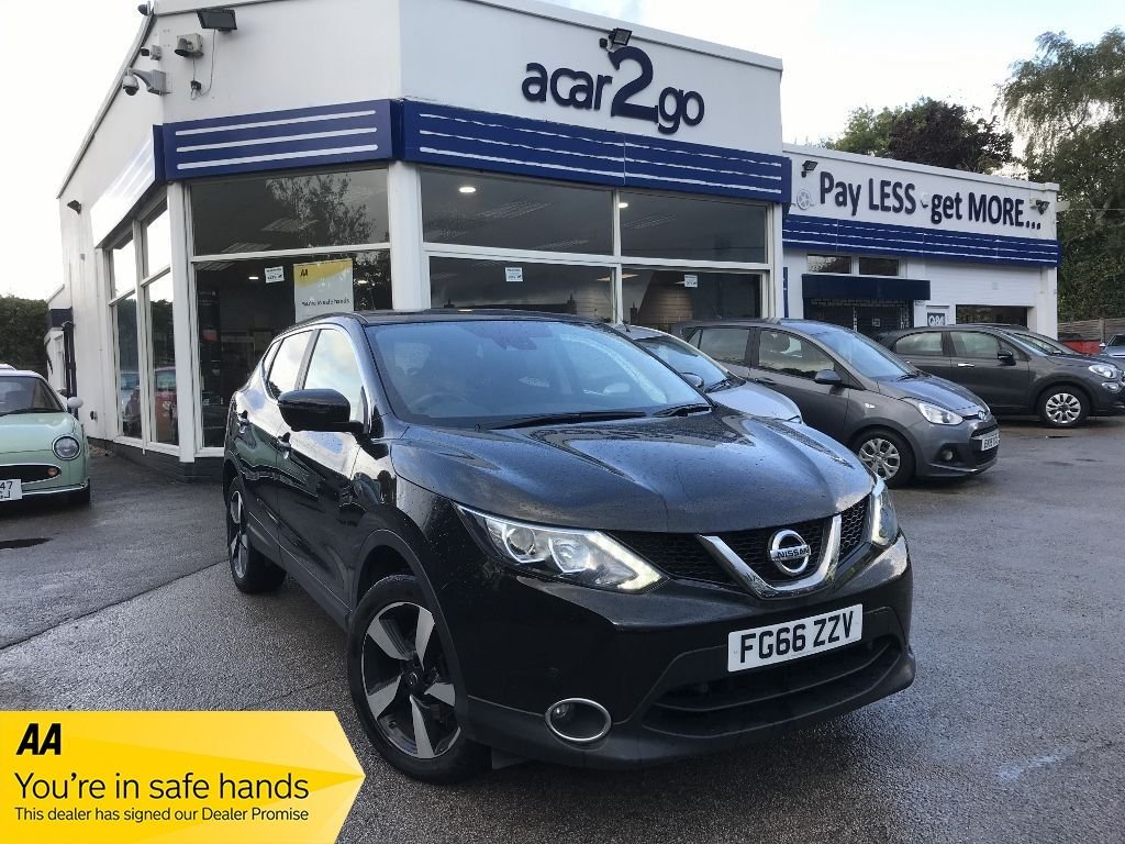 View our NISSAN QASHQAI