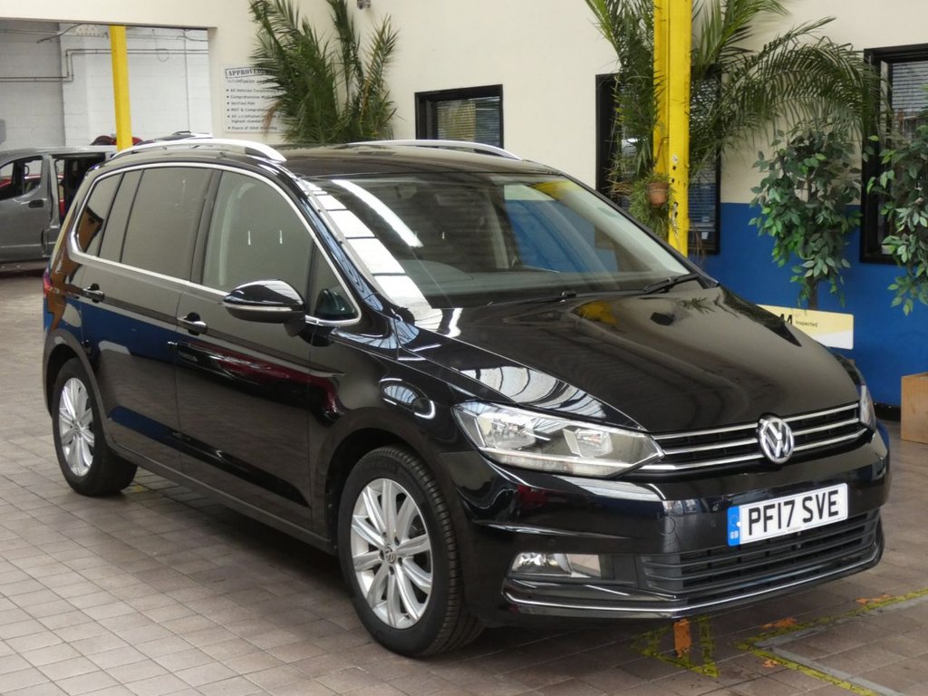 View our VOLKSWAGEN TOURAN