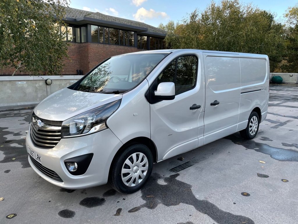 View our VAUXHALL VIVARO