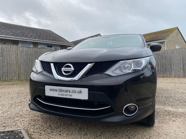 2014 64 Nissan Qashqai 1.5 DCI ACENTA PREMIUM 5d 108 BHP