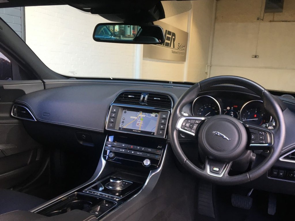 USED 2017 17 JAGUAR XE 2.0 D R-SPORT 4d 178 BHP FINANCE AVAILABLE