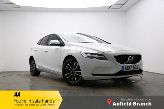 2017 17 VOLVO V40 2.0L D2 MOMENTUM 5d 118 BHP