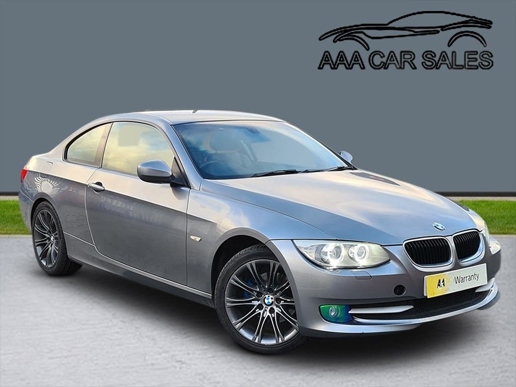 View our BMW 3 SERIES