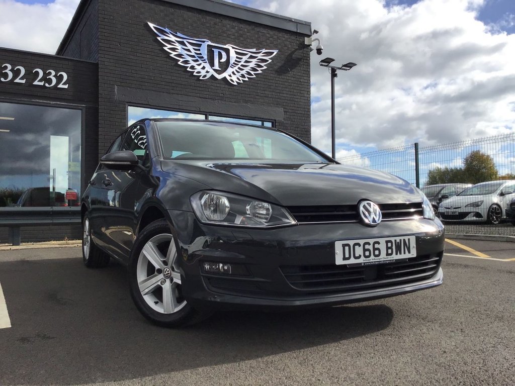 View our VOLKSWAGEN GOLF
