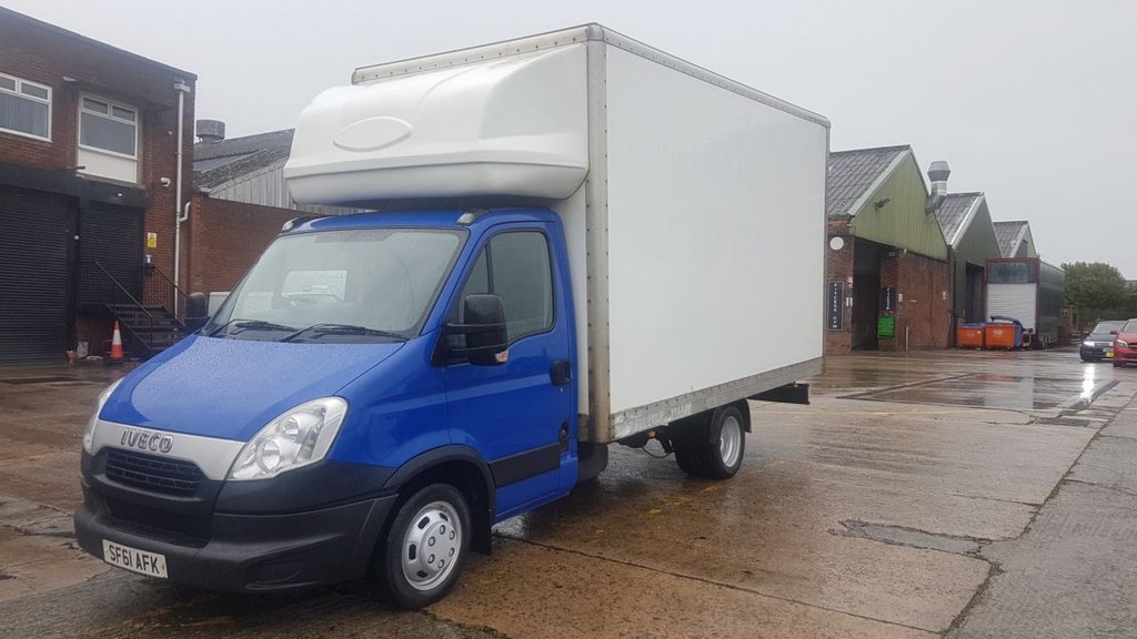 View our IVECO DAILY