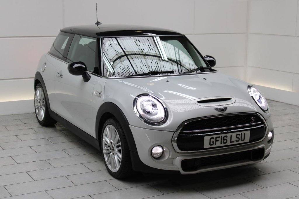 View our MINI HATCH COOPER
