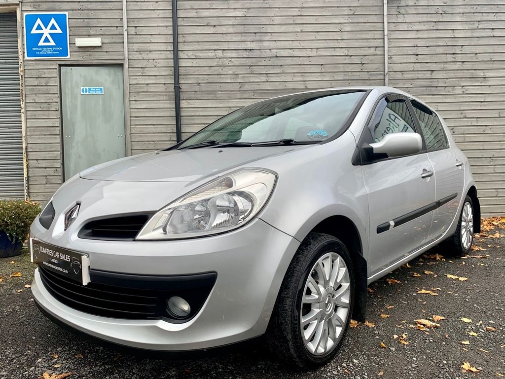View our RENAULT CLIO