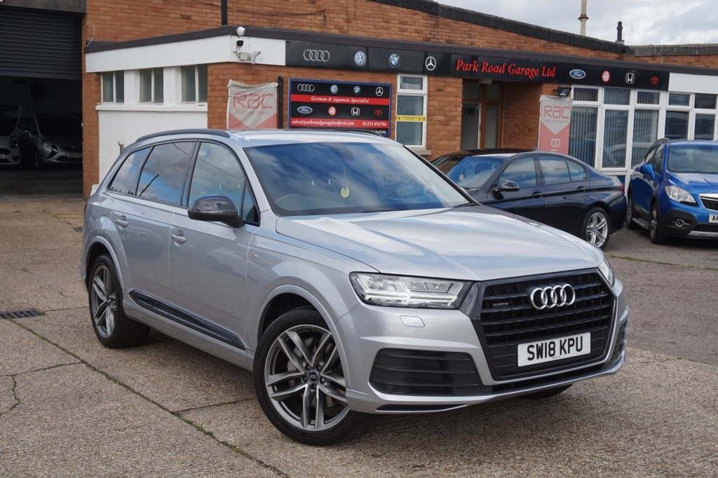 View our AUDI Q7