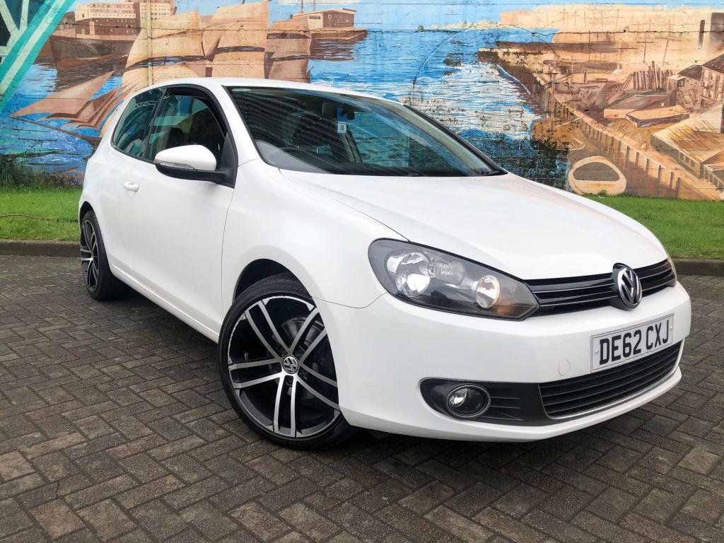 View our VOLKSWAGEN GOLF