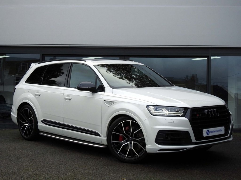 View our AUDI Q7