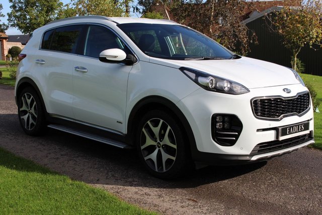 View our KIA SPORTAGE