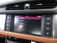 USED 2016 66 JAGUAR XF 2.0 PORTFOLIO 4d 177 BHP FINANCE AVAILABLE
