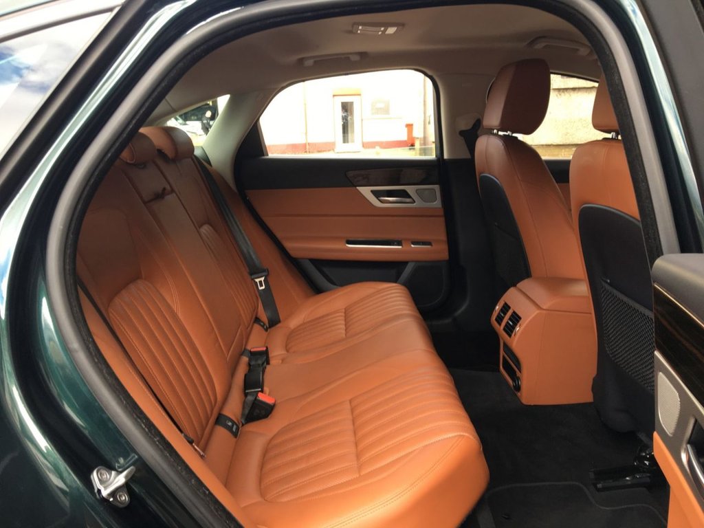 USED 2016 66 JAGUAR XF 2.0 PORTFOLIO 4d 177 BHP FINANCE AVAILABLE
