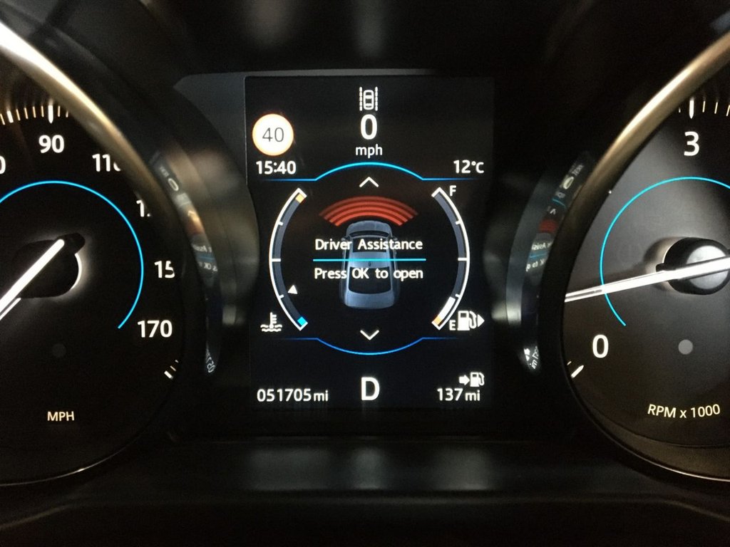 USED 2016 66 JAGUAR XF 2.0 PORTFOLIO 4d 177 BHP FINANCE AVAILABLE