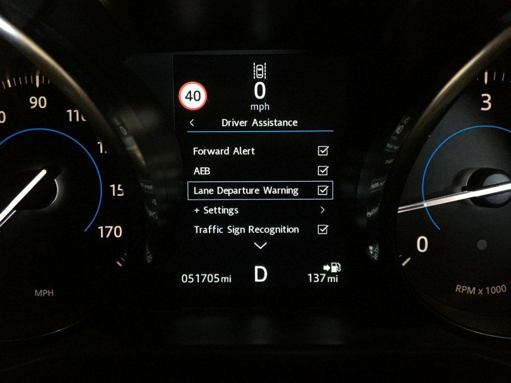 USED 2016 66 JAGUAR XF 2.0 PORTFOLIO 4d 177 BHP FINANCE AVAILABLE