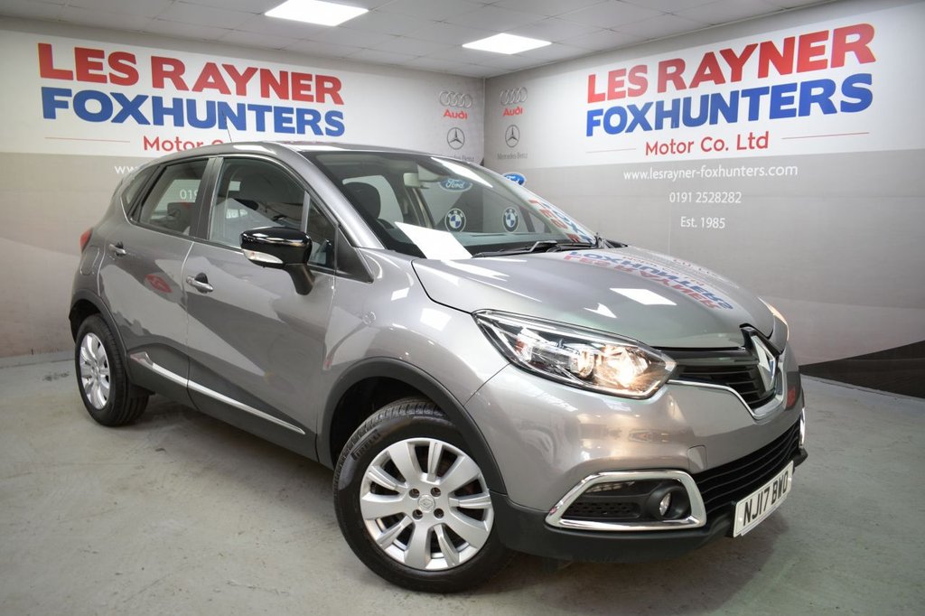 View our RENAULT CAPTUR