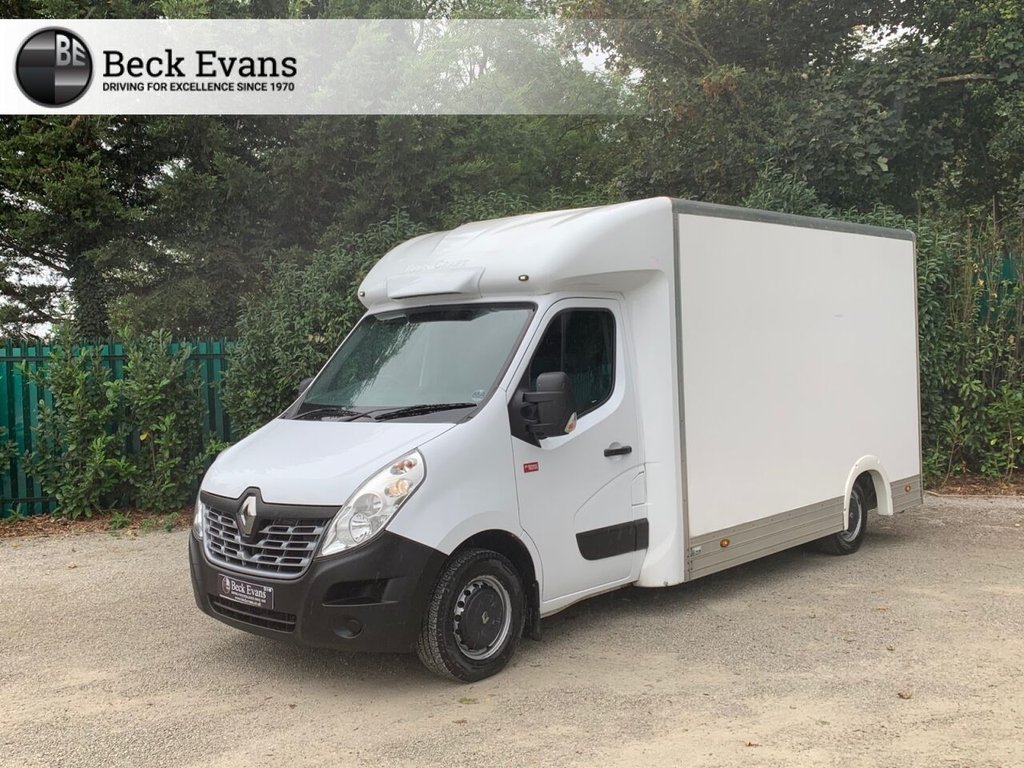 View our RENAULT MASTER