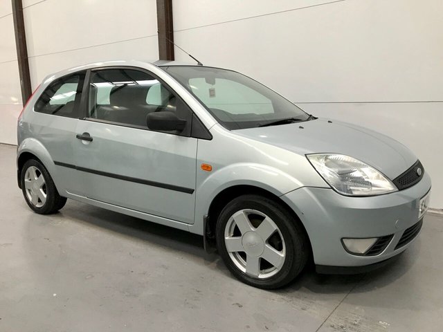 2004 04 Ford Fiesta 1.4 FLAME 16V 3d 80 BHP