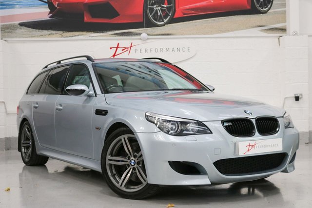 2007 07 BMW M5 5.0 M5 TOURING 5d 501 BHP