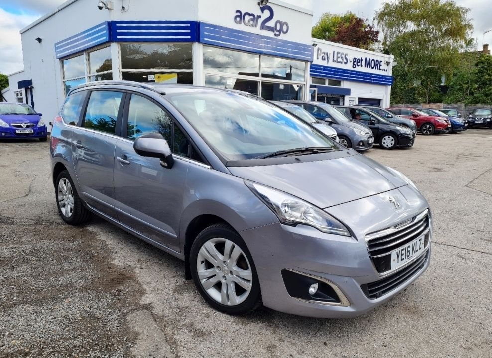 View our PEUGEOT 5008