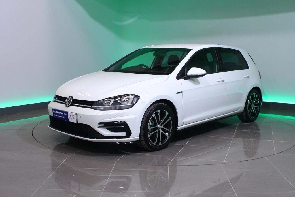 View our VOLKSWAGEN GOLF