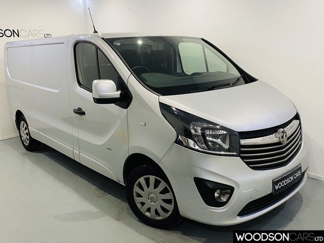 arnold clark vauxhall vans