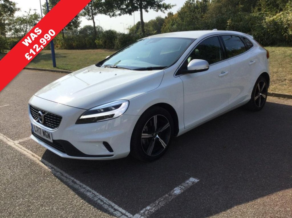 View our VOLVO V40