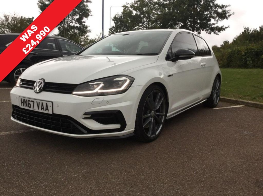 View our VOLKSWAGEN GOLF