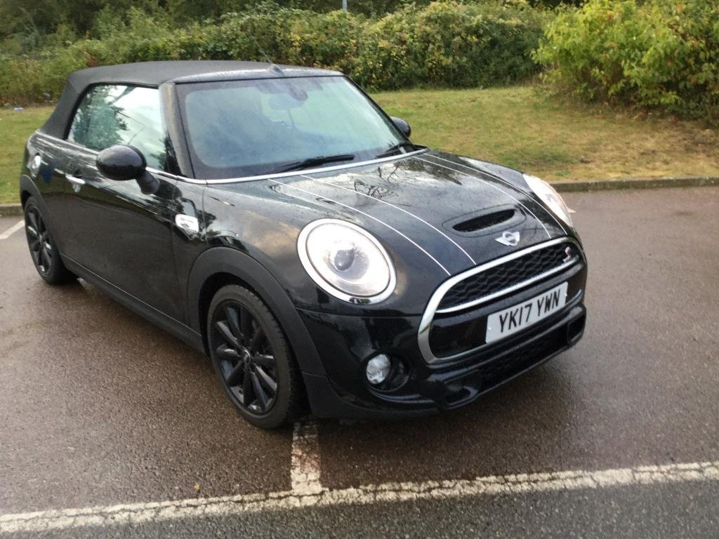 View our MINI CONVERTIBLE