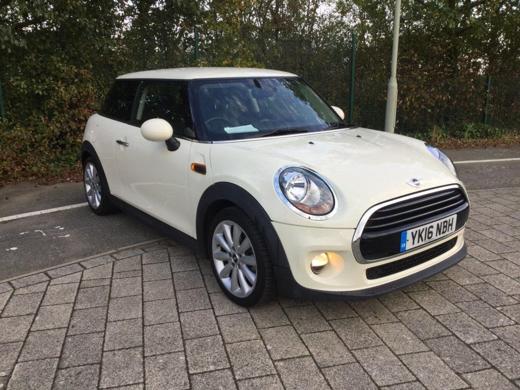 View our MINI HATCH COOPER