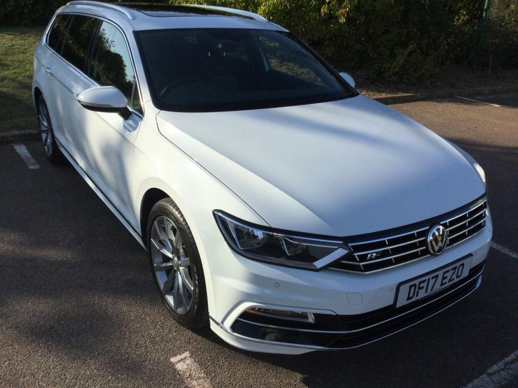 View our VOLKSWAGEN PASSAT
