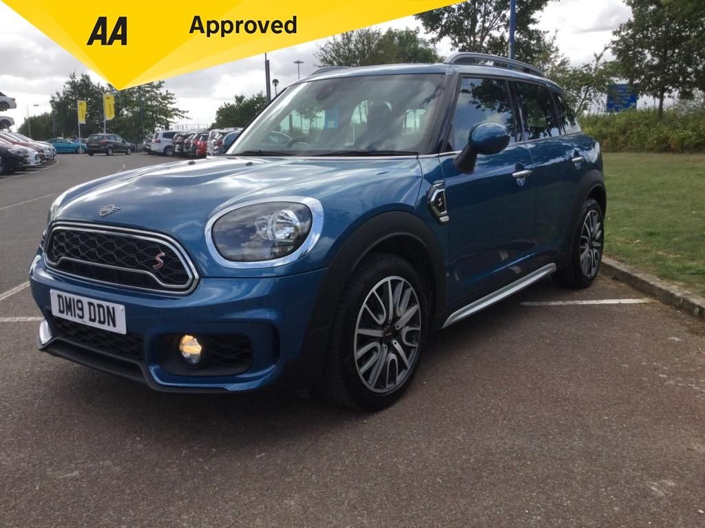 View our MINI COUNTRYMAN