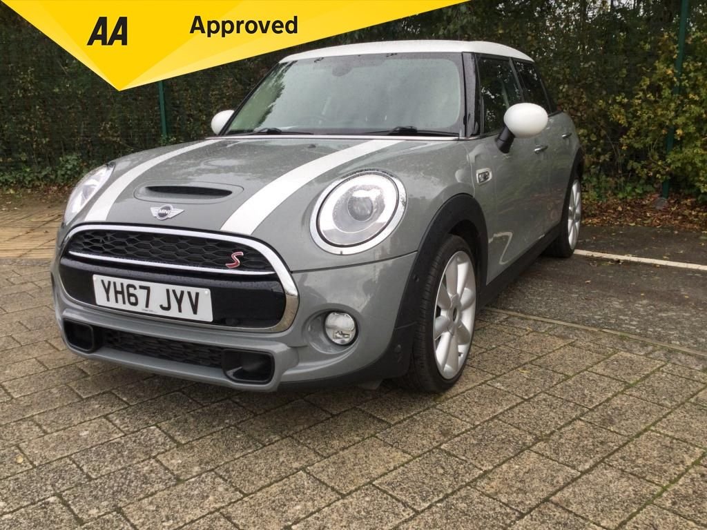View our MINI HATCH COOPER