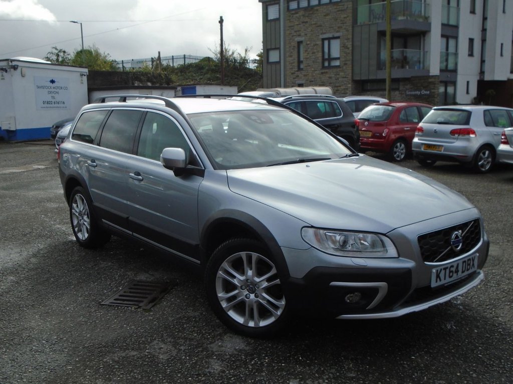 View our VOLVO XC70