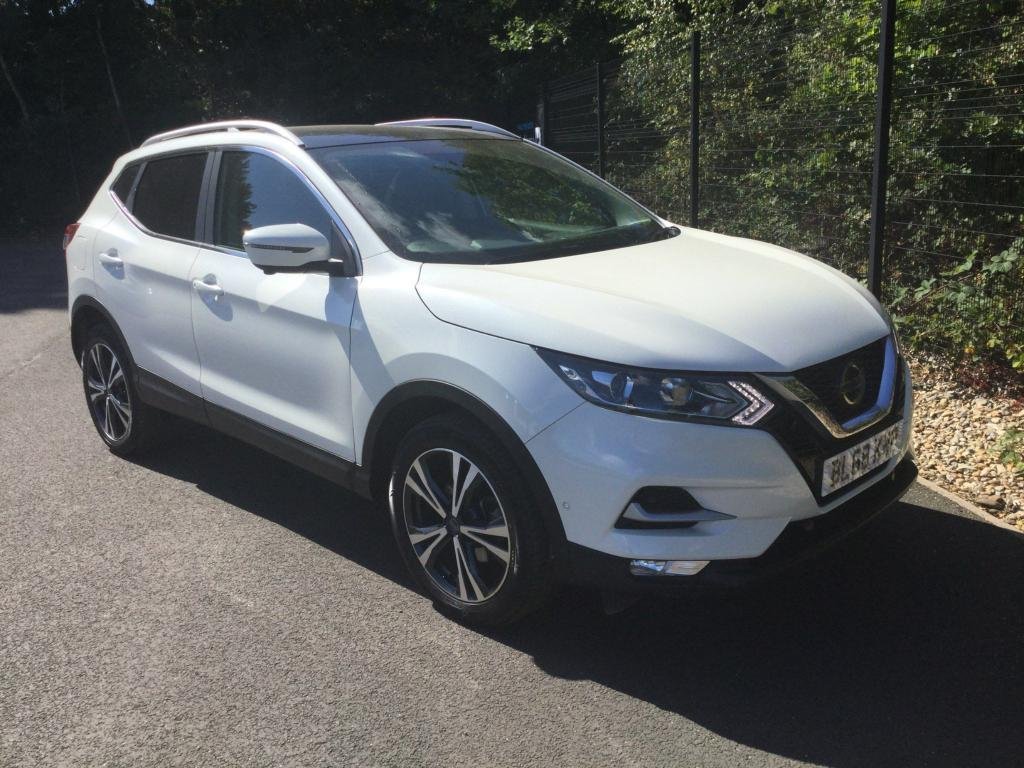 View our NISSAN QASHQAI