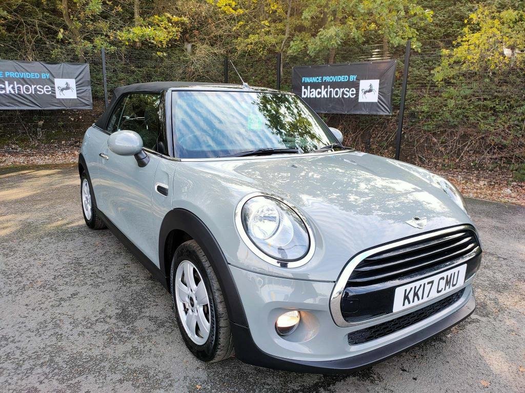 View our MINI CONVERTIBLE