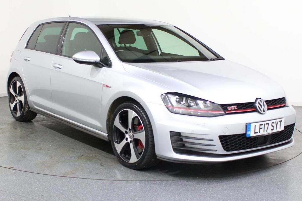 View our VOLKSWAGEN GOLF