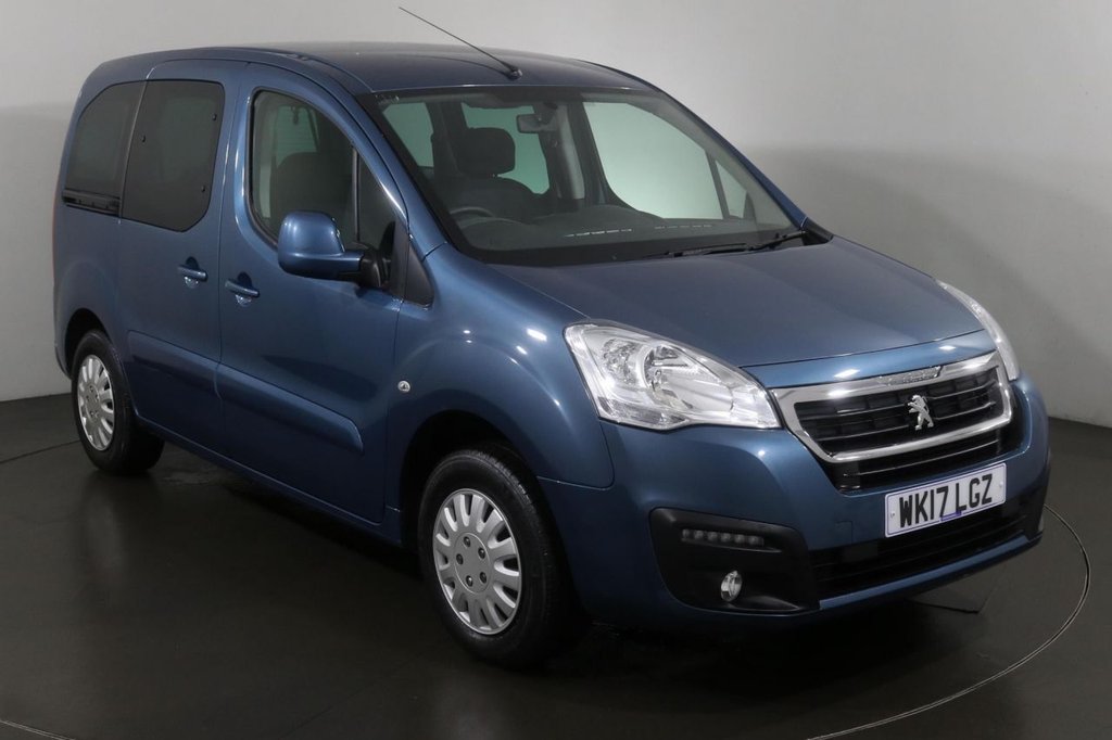 View our PEUGEOT PARTNER