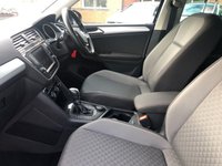 USED 2017 17 VOLKSWAGEN TIGUAN 2.0 SE TDI BLUEMOTION TECHNOLOGY 4MOTION DSG 5d 188 BHP AUTOMATIC, 4 WHEEL DRIVE, FULL VW HISTORY