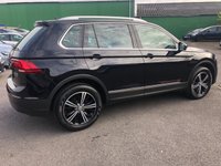 USED 2017 17 VOLKSWAGEN TIGUAN 2.0 SE TDI BLUEMOTION TECHNOLOGY 4MOTION DSG 5d 188 BHP AUTOMATIC, 4 WHEEL DRIVE, FULL VW HISTORY